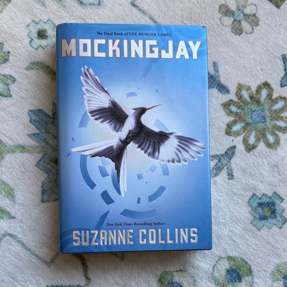 Mockingjay Hardcover Book by Suzanne Collins